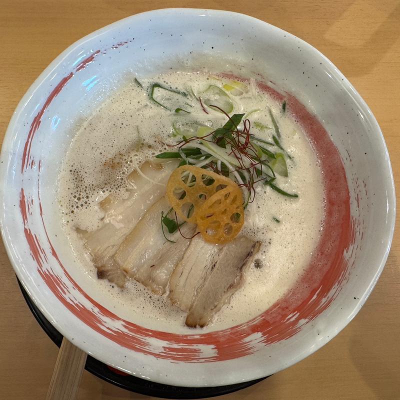 エースラーメン(九州ラー麺 加虎 住吉本店)