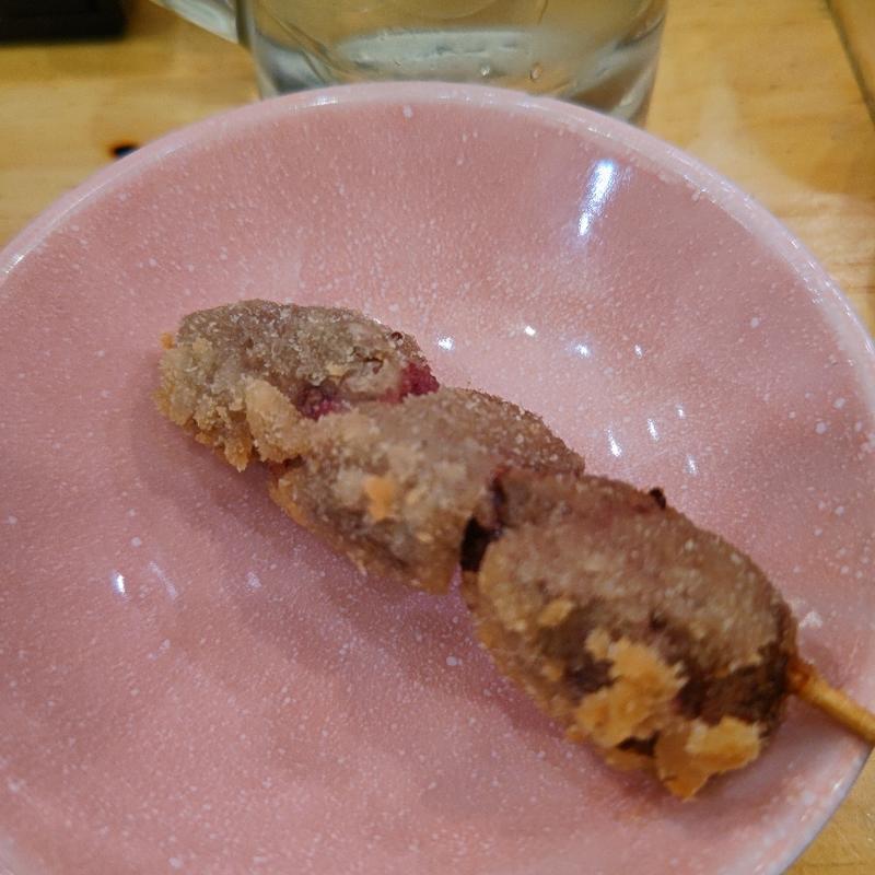 牛レバーの串揚げ(ハイスタ 大衆酒場 杯スタンド)