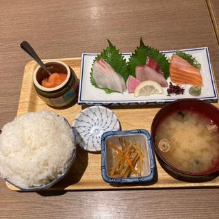 お刺身定食(どんぶり居酒屋 喜水丸 天神店)