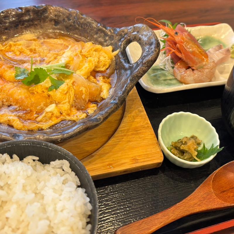 海老天卵とじ定食(さかなや 市場食堂)