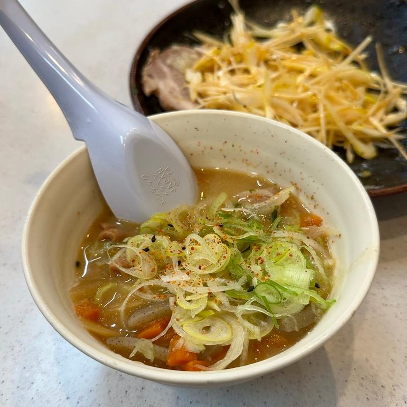 もつ煮(めん丸 曳舟店)