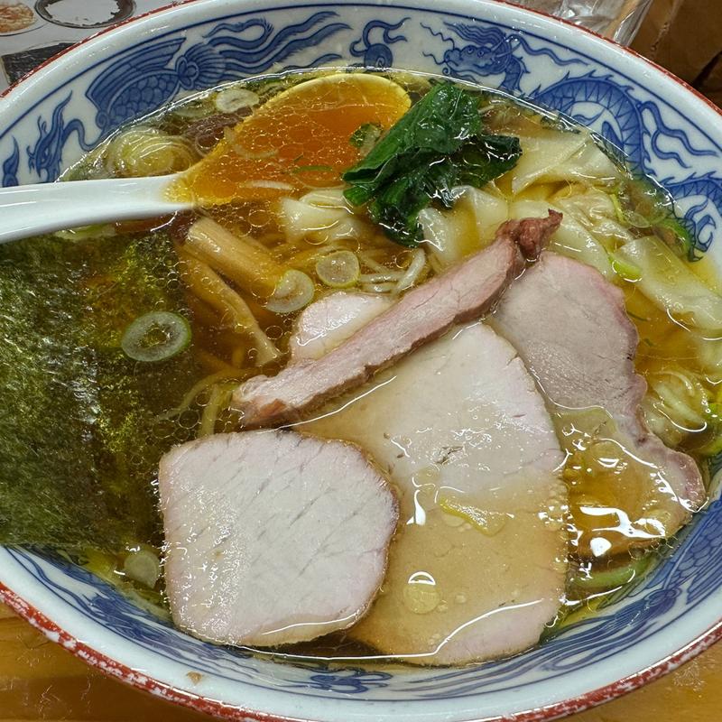 ワンタン麺(手打中華そば とら食堂)