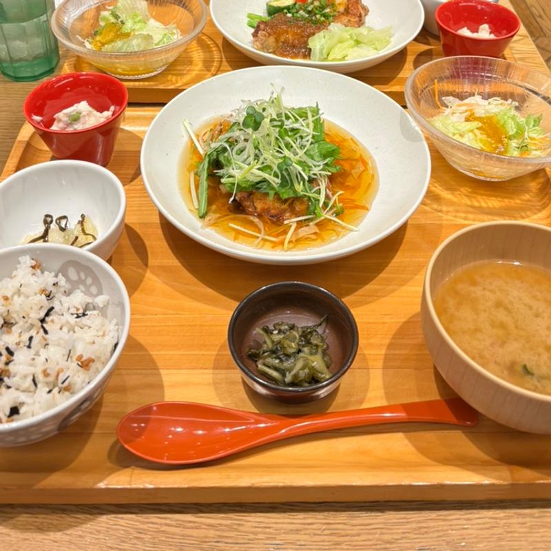 五穀ひじきと豆腐のハンバーグ野菜あん(おぼんdeごはん ルミネ立川店)