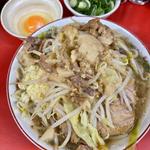 ラーメン半分　全マシ　玉子　九条ねぎ(ラーメン二郎  京都店)
