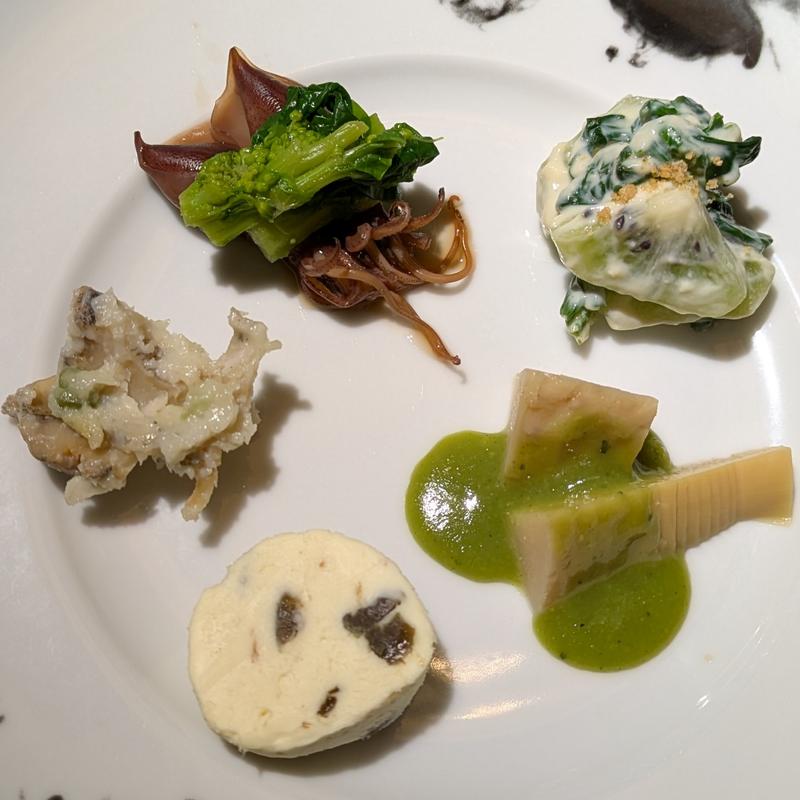 前菜盛り合わせ5種(歩く花)