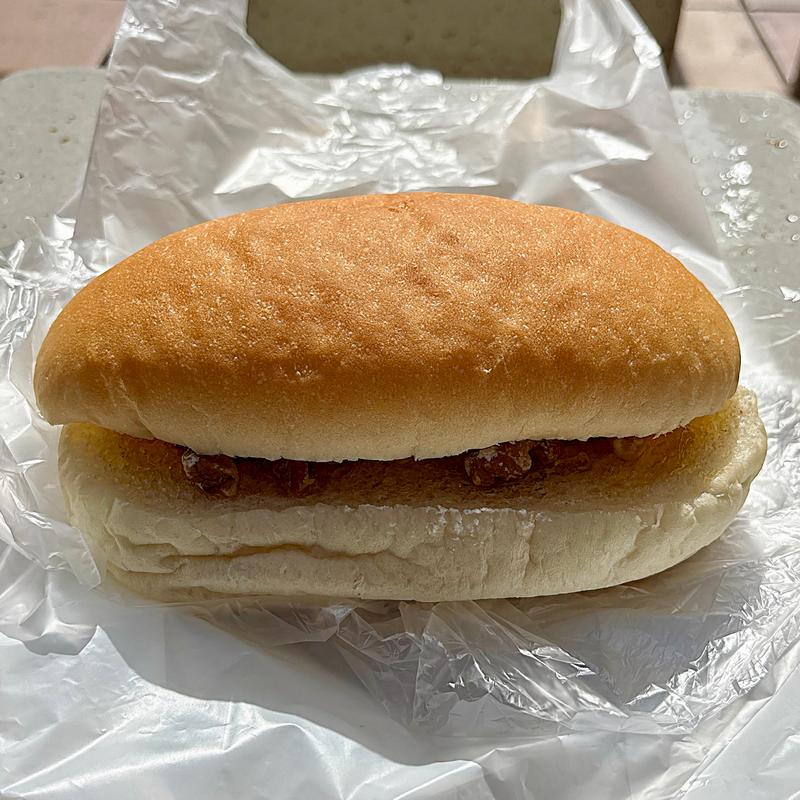 クルミとチーズ(吉田パン ルミネ北千住店)