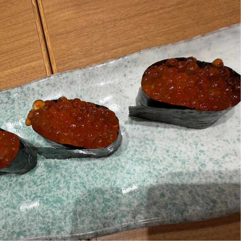 いくら(梅丘 寿司の美登利 総本店)