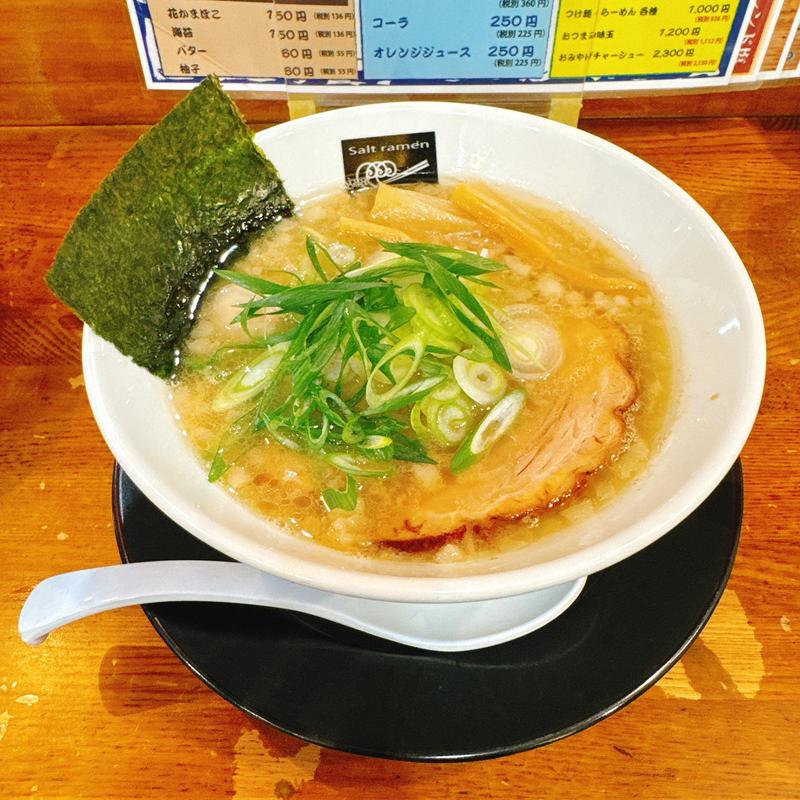 とんこつラーメン(塩らーめん専門店 SHIN8(しんぱち))