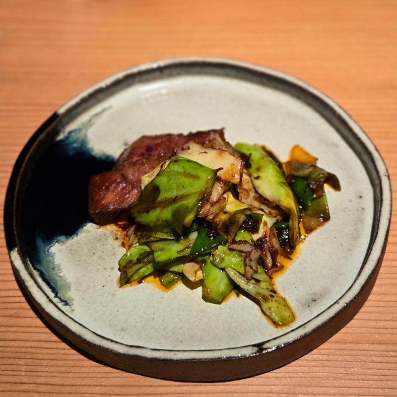 牛肉イチボロースト 回鍋肉風(にしぶち飯店 )