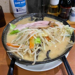 にんにく味噌野菜ラーメン(中華食堂秋)