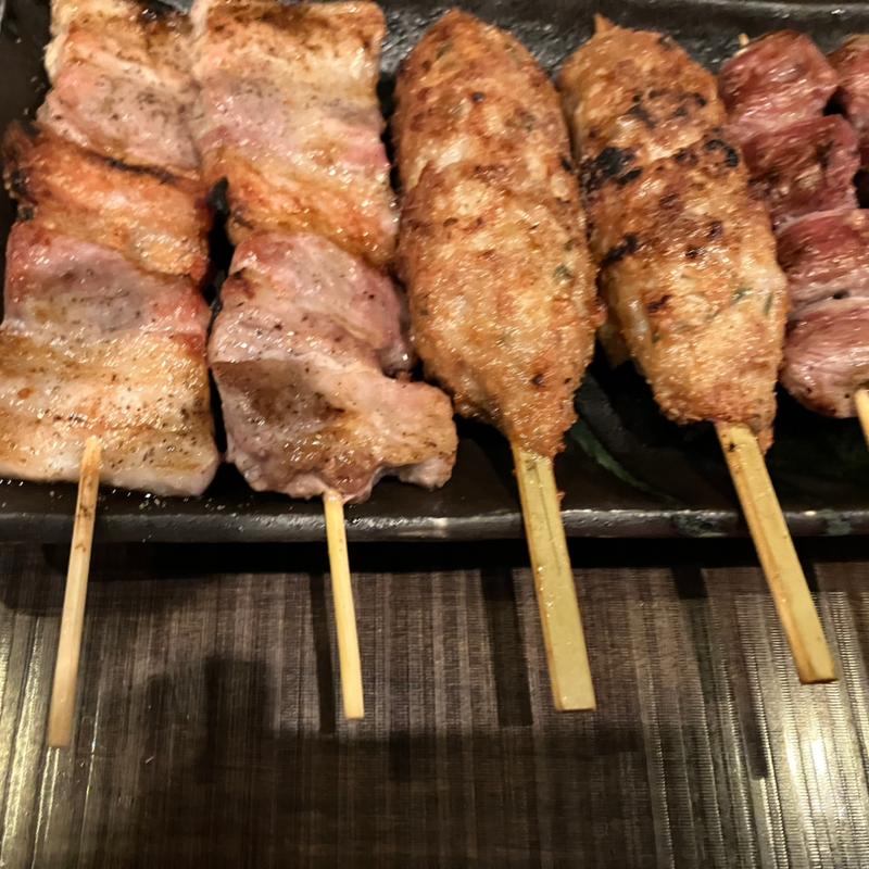 砂肝　つくね　バラ(炭火大衆酒場 やっとこ 大塚本店)