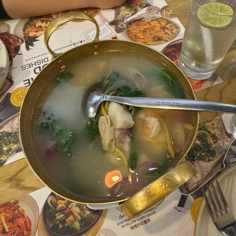 トムヤムナムサイ(サボイ レストラン)