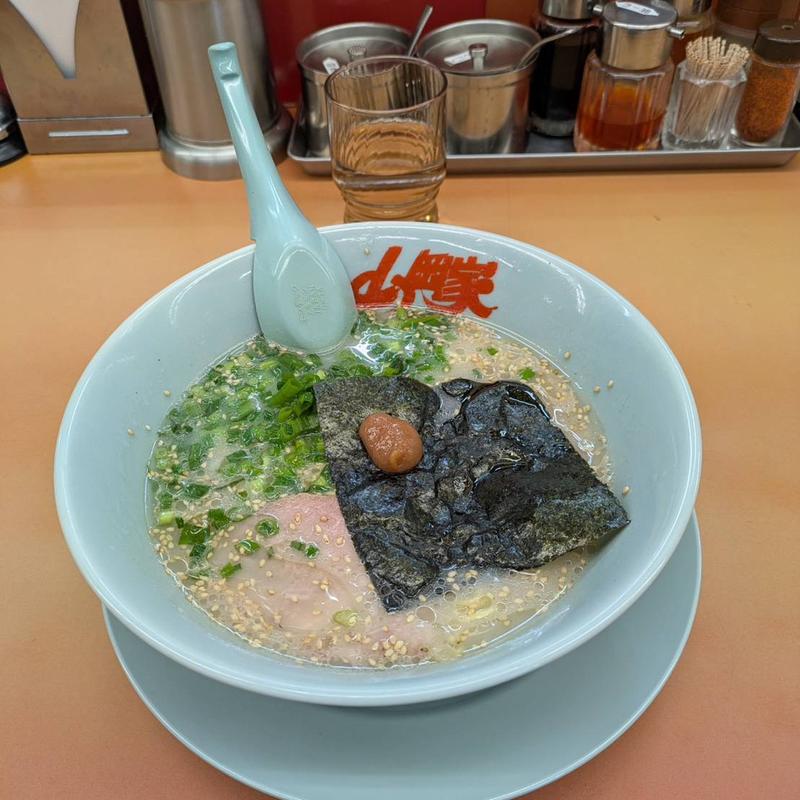 朝ラーメン(ラーメン山岡家 越谷レイクタウン店)