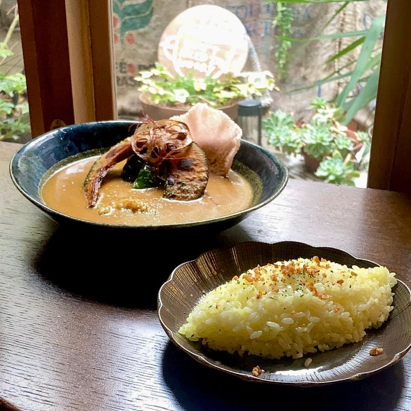 えびココナッツスープカレー(bloom curry and coffee(ブルーム カリーアンドコーヒー))