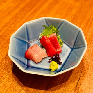 お造里二種盛り合わせ　鮪　勘八(美食米門品川港南 Ｗｉｎｅ＆Ｇｒｉｌｌ )