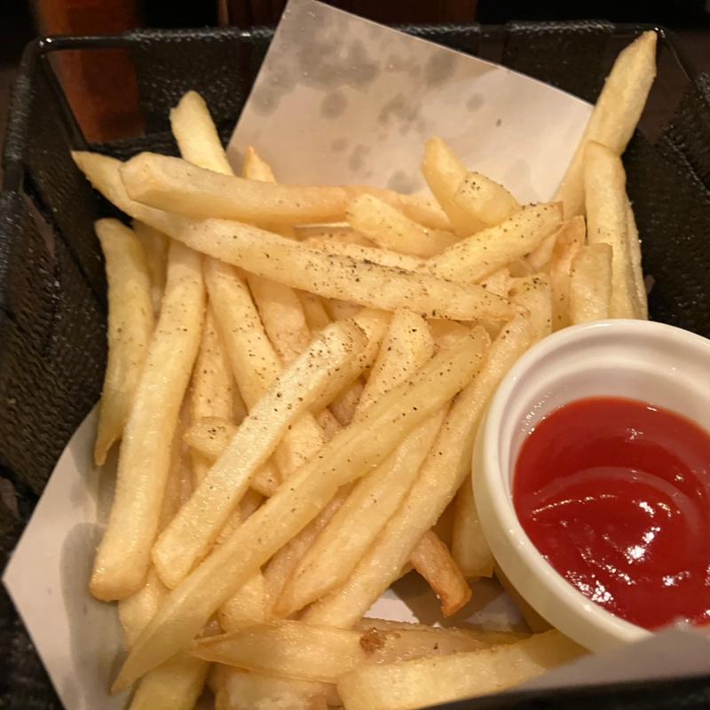フライドポテト(炭火大衆酒場 やっとこ 大塚本店)