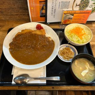 ハーフチキンかつカレー定食(すずの木)