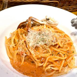 渡り蟹のトマトクリームパスタ