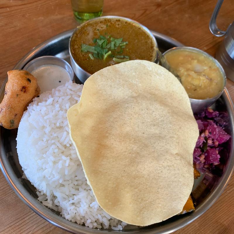 (インド家庭料理 ammikallu アミカル)
