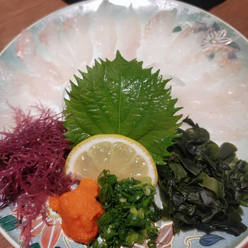 うまづら刺身 肝付き(居酒屋 まる家 西中洲 （まるや）)