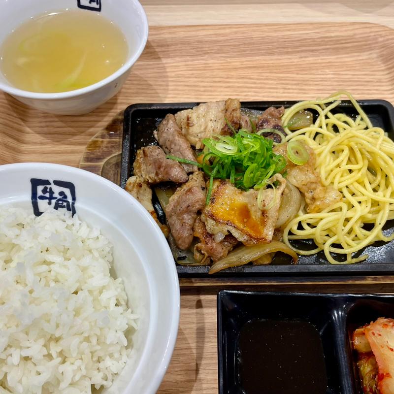 ホルモン•ハラミ焼定食(牛角焼肉食堂 イオンモール盛岡店)