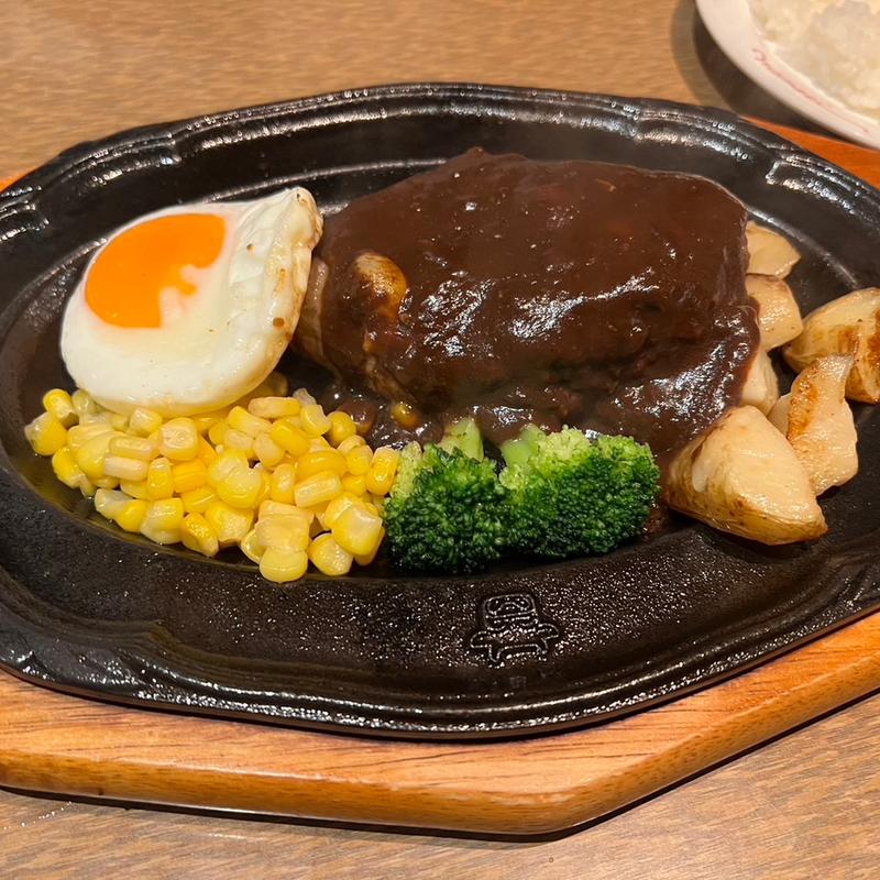 ジャンボハンバーグ(肉の万世 越谷店)