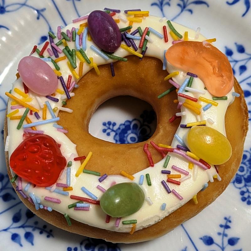 カラフル グミ & クリーム(クリスピー・クリーム・ドーナツ アトレ川崎 北側改札内店)