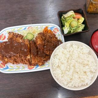 ジャンボチキンカツ定食