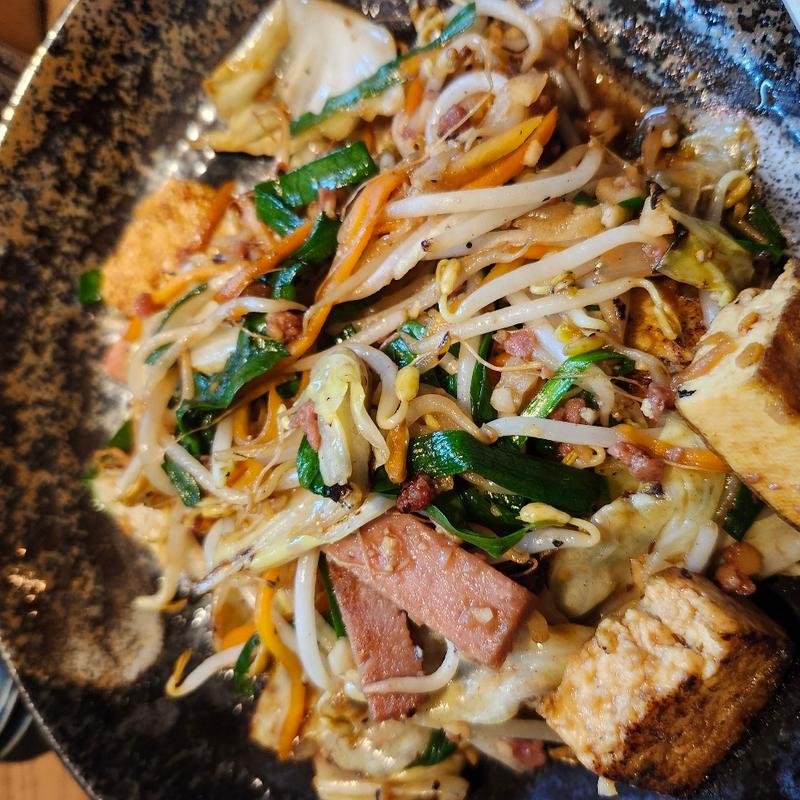 豆腐チャンプルー(琉球炭火焼き鳥 串彦)