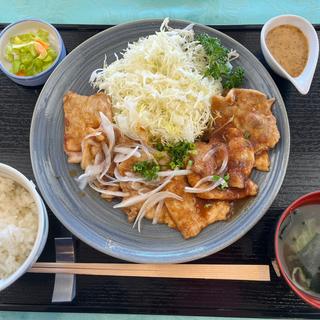 国産三元豚使用　ロース生姜焼き定食(成田ヒルズカントリークラブ)