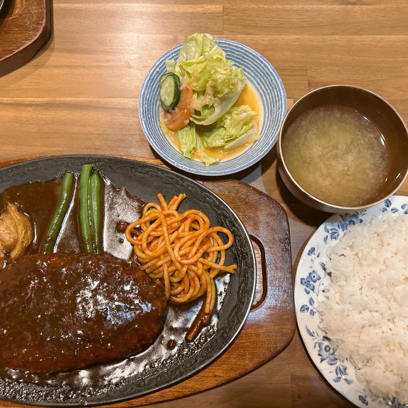 ビックハンバーグ(ライス大盛り)(ハンバーグ支倉 泉崎 )