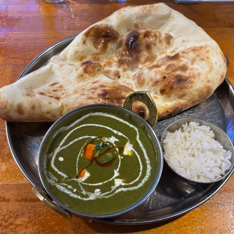 ディナーカレーセット（サグパニール）(2020インディアンキッチン)