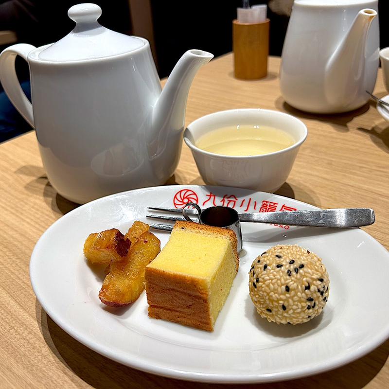 デザート＆ジャスミン茶(九份小籠包 ララガーデン長町店)