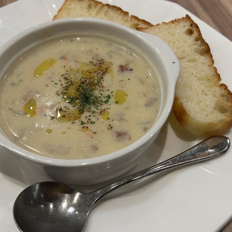 季節のスープモーニング(カンパーニュ クチーナ＆バール)