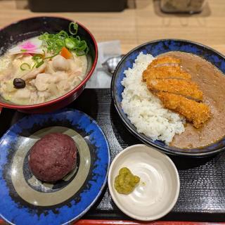 酒粕入り豚汁うどんのしあわせセット(資さんうどん 八千代店)