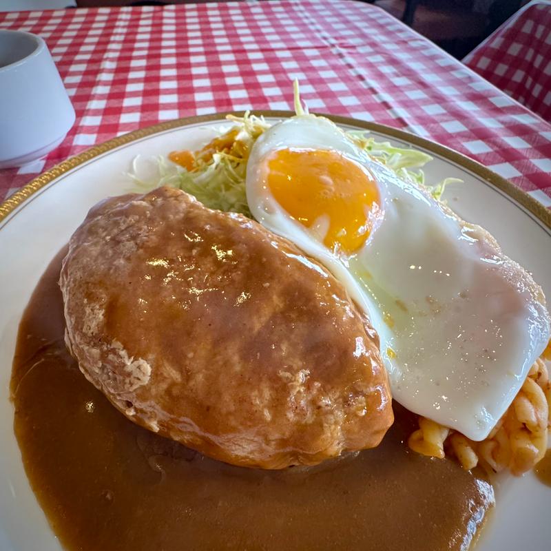 手作り手捏ねハンバーグ(紅梅ダイナー)