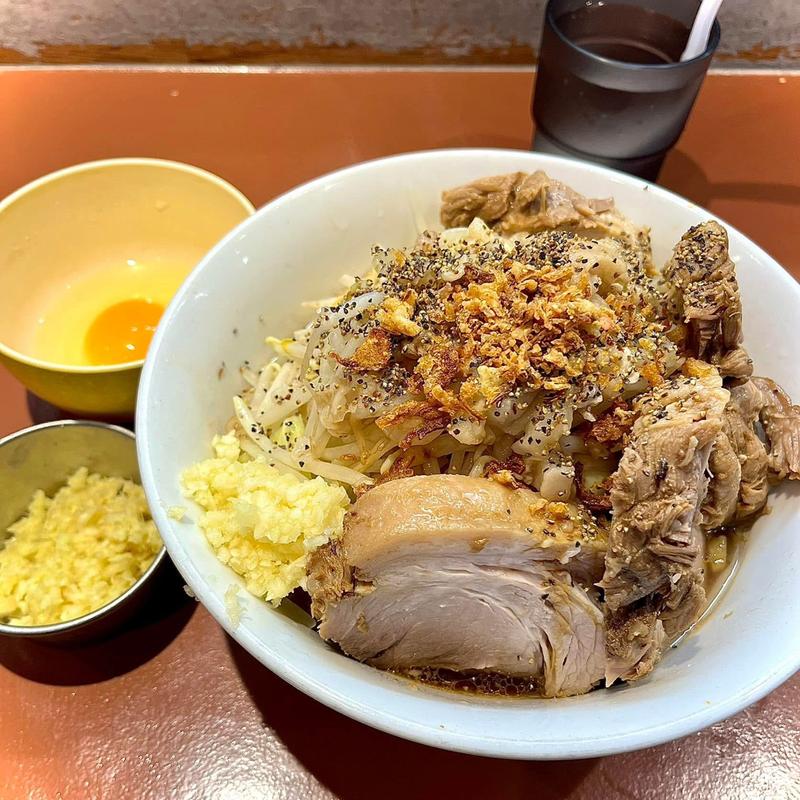 豚 汁なし 200g 生卵 生姜(麺房　東々亭 )