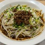 汁なし担々麺