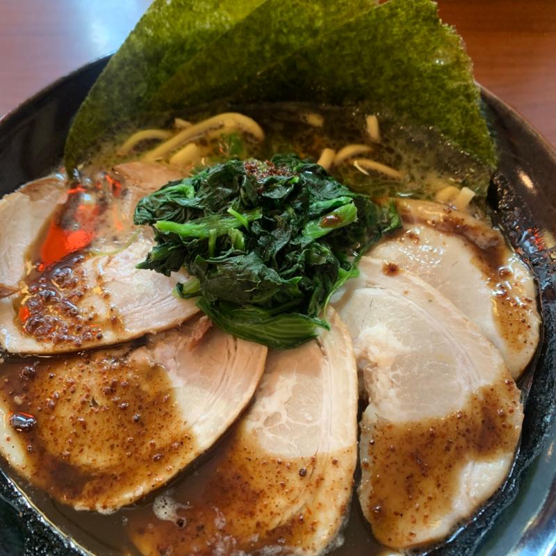 黒家系チャーシュー麺(横浜家系ラーメン 壱角家 東神奈川店)