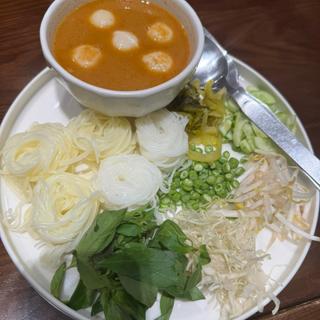 カレーフォー(Napha | Emsphere)