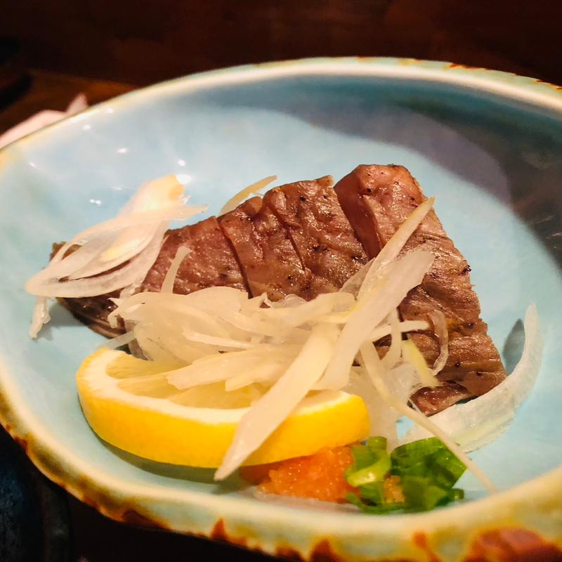 鰹のタタキ_枕崎地魚さしみ定食（上）(魚処 まんぼう )