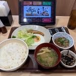 牛小鉢ソーセージエッグ朝食(すき家 浅草六区店 )