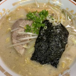 とんこつ塩らぁめん(らぁめんきんりゅう （金龍）)