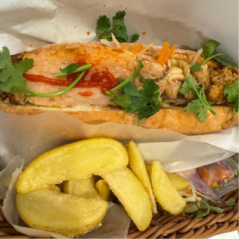 バインミーBOX(シクロバインミー(CYCLO banh mi)CIAL横浜店)