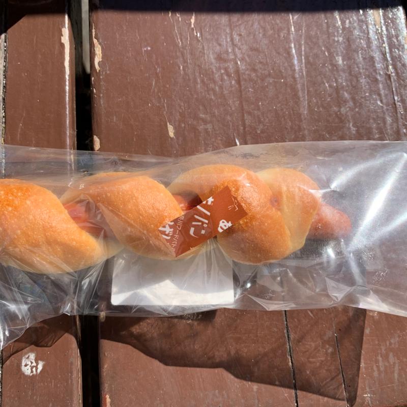 スパイラルウインナー(ハーフ)(オギノパン 本社工場直売店)