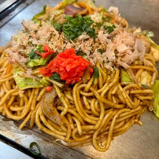イカ豚焼きそば大盛(萌え黄)