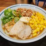 札幌みそバターコーンうどん(饂飩頑陣別邸)