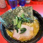 ラーメン(家系総本山 吉村家)