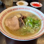 博多とんこつ(博多とんこつ 豚の足跡)
