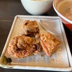 唐揚げセット(博多とんこつ 豚の足跡)